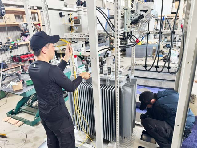 【中途・未経験可】精密機器の組立・配線